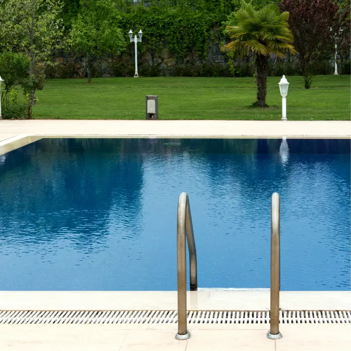 Piscine béton